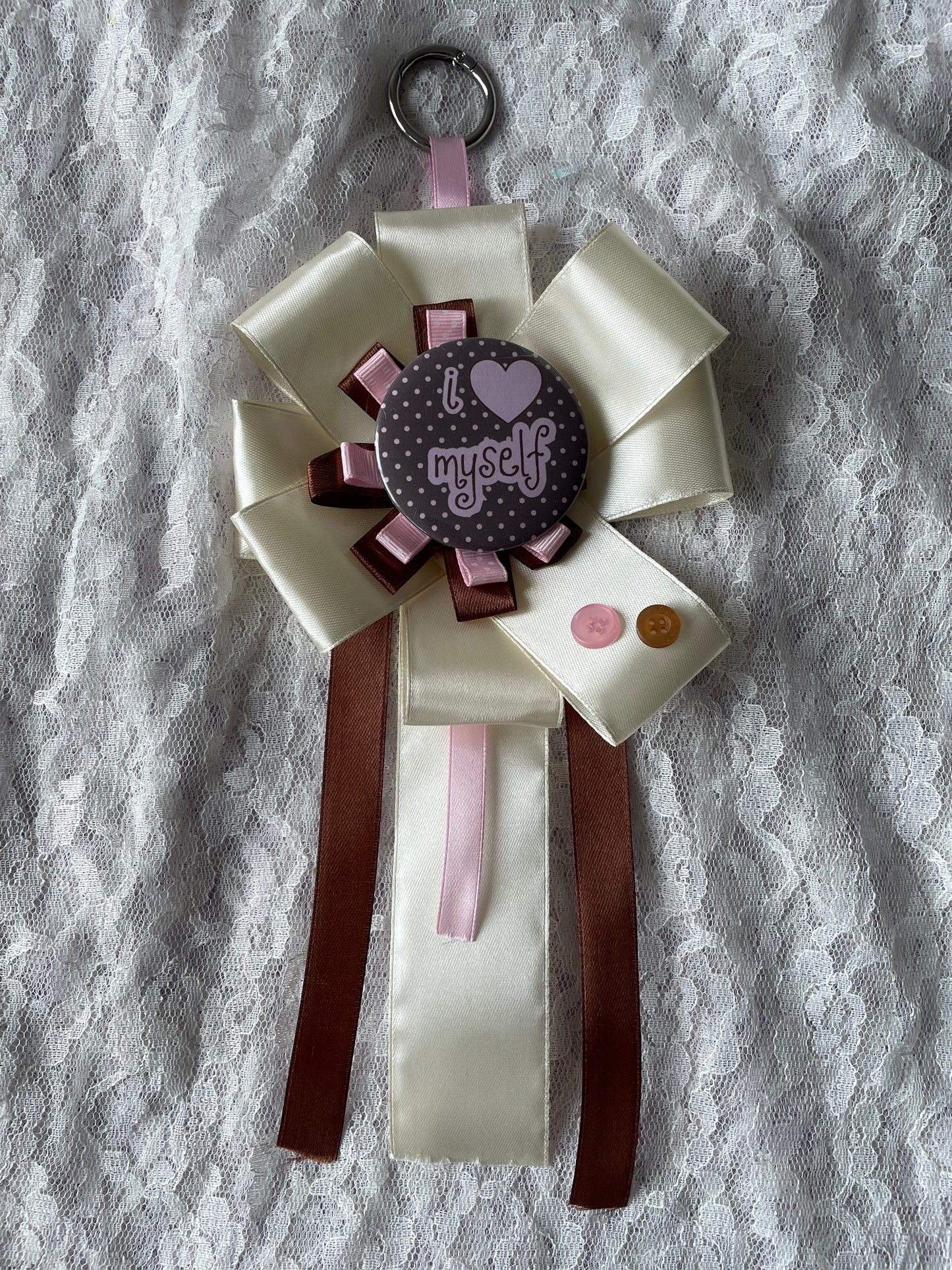 prize ribbon keychain
