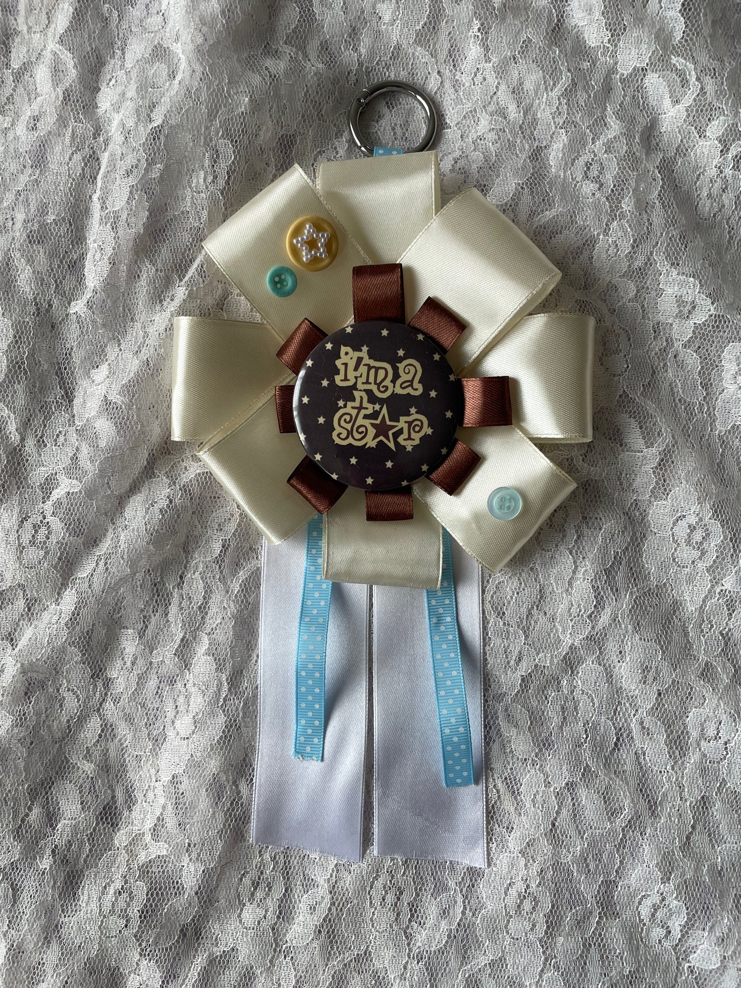 prize ribbon keychain