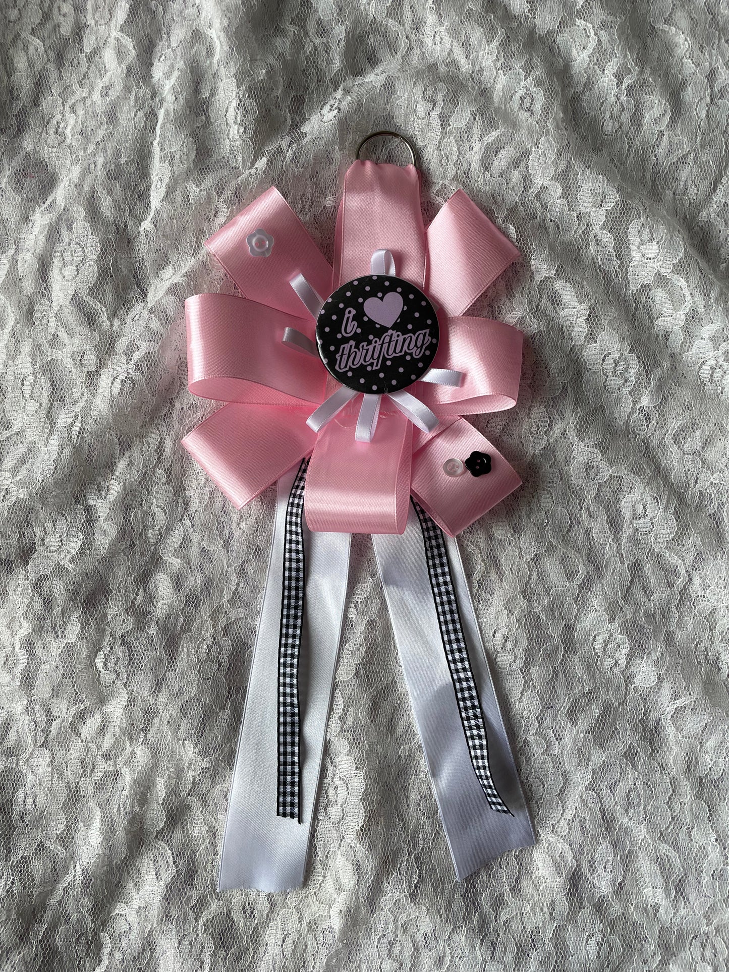prize ribbon keychain