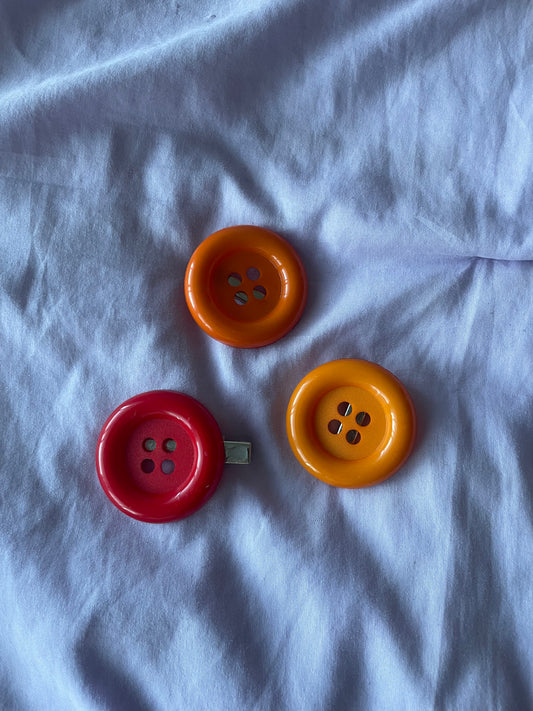 big button hair clip