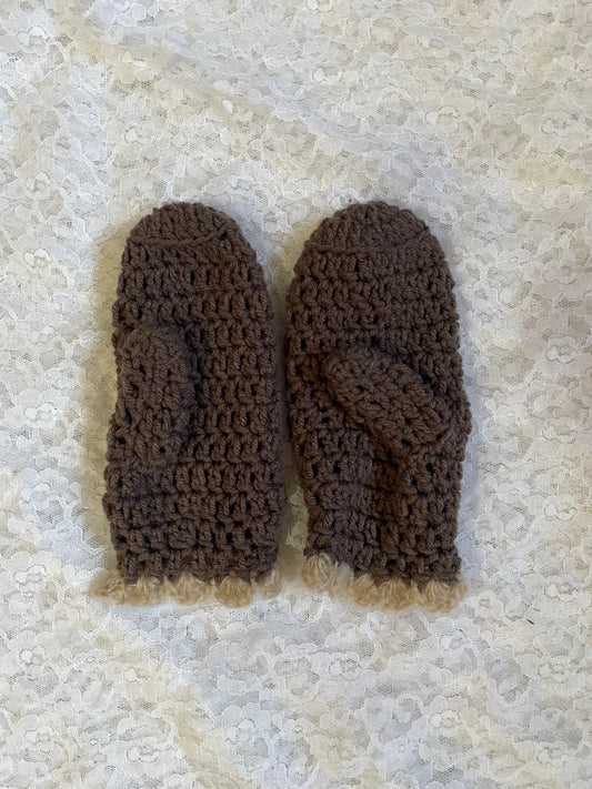 dark taupe frilly mittens